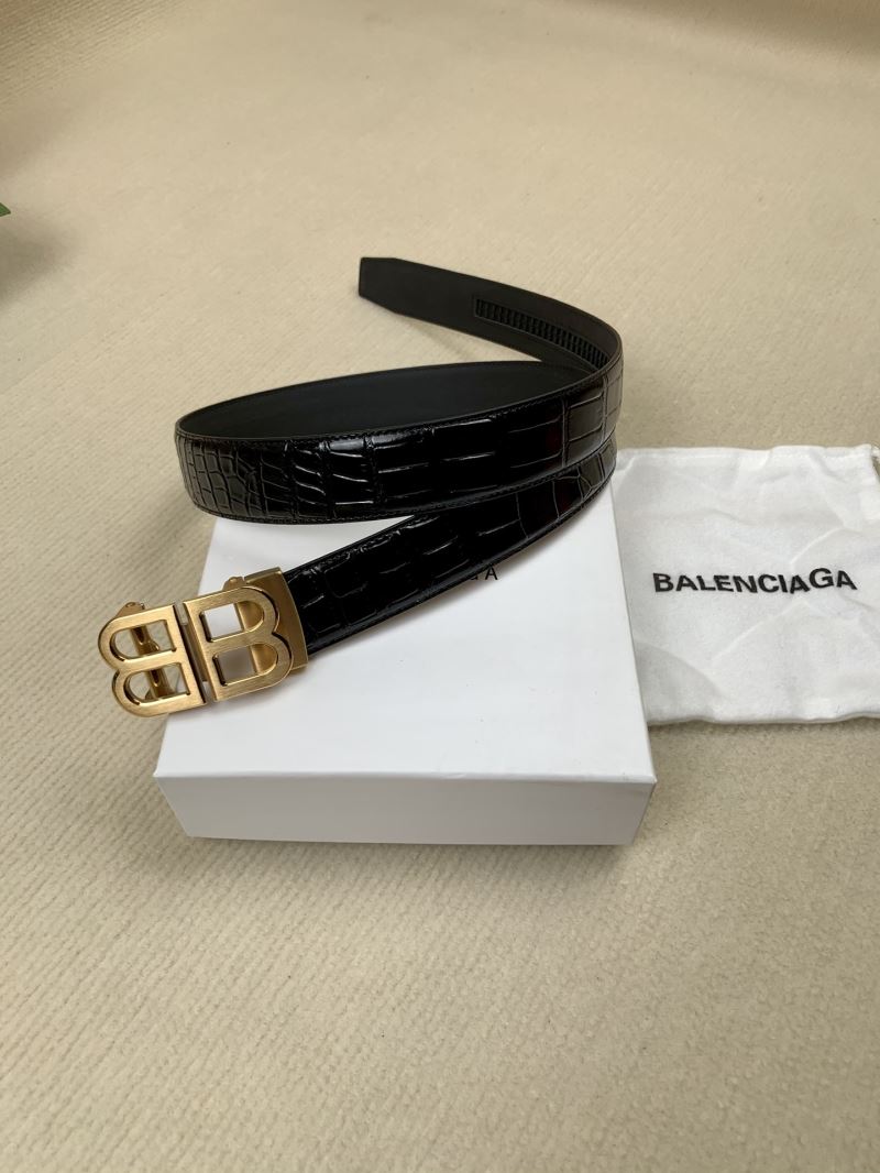 BALENCIAGA